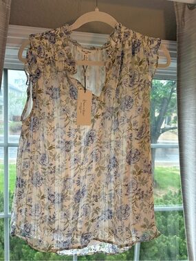 Haver & Blair Blue Floral Ruffled Sleeveless blouse